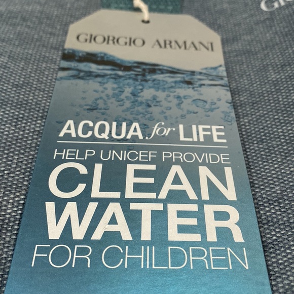 Giorgio Armani Tote Bag lined & magnetic snap closure. Parfums UNICEF Promo NWT - Picture 11 of 15